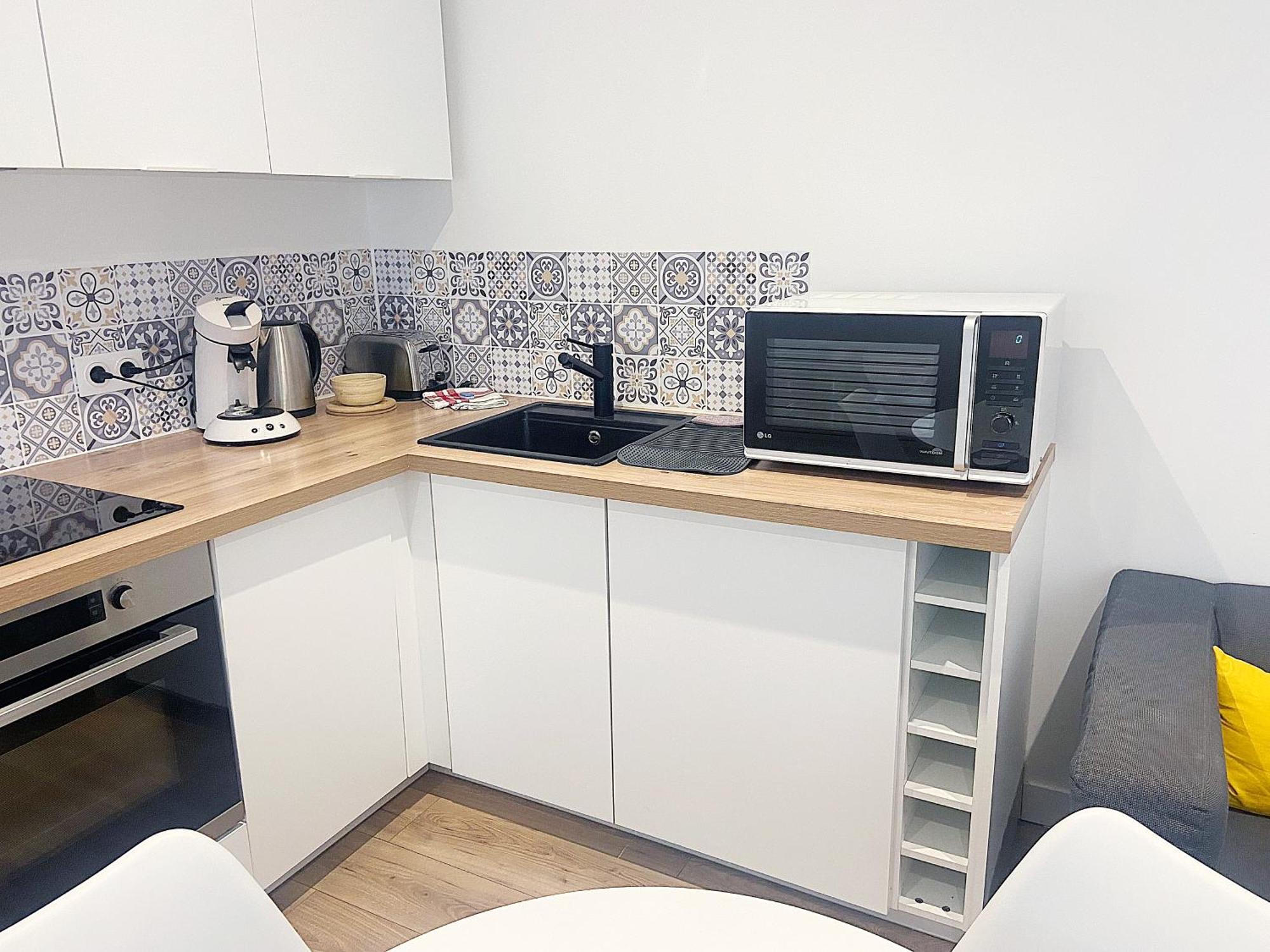 Ferienwohnung Le Petit Barbusse, Proche Centre Avec Netflix Reims Exterior foto